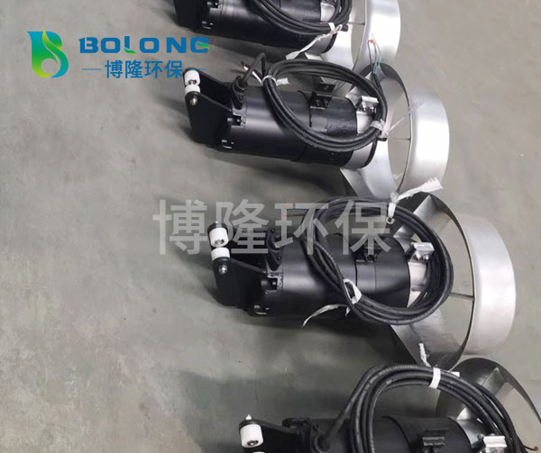 潛水?dāng)嚢铏C